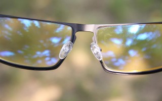 怎么样检测防蓝光眼镜，怎么样检测防蓝光眼镜的好坏